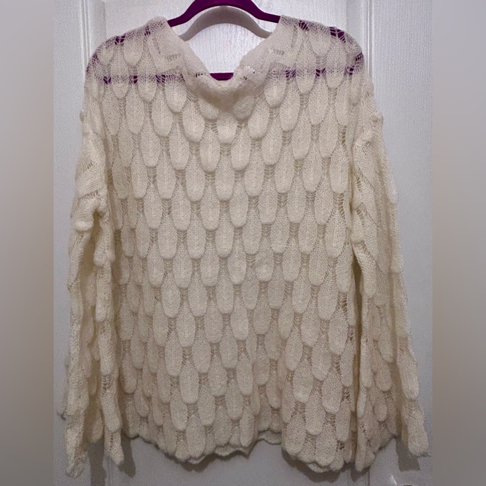 Cream bell sleeved crochet sweater